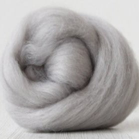 Cloud [Corriedale - 27 Microns - Combed Top - Sliver]