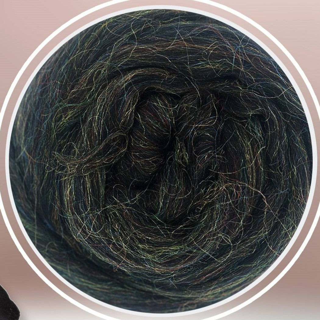 Glitzy Raven [Merino/Trilobal Nylon - Combed Top]