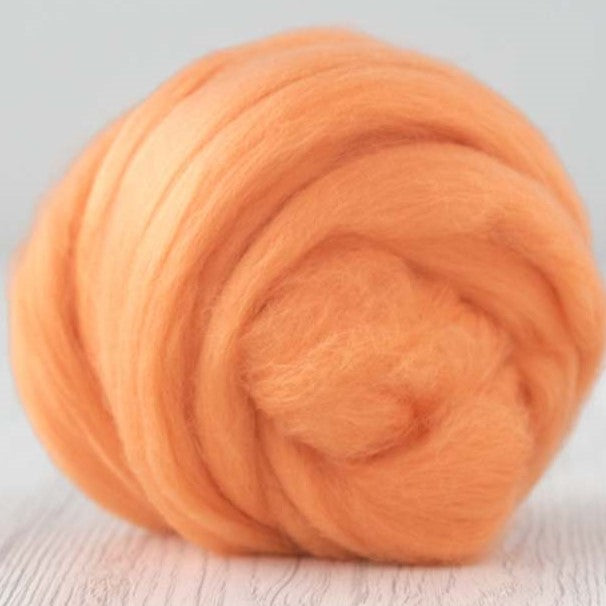 Pale Apricot [Merino - 16 Microns - Combed Sliver]