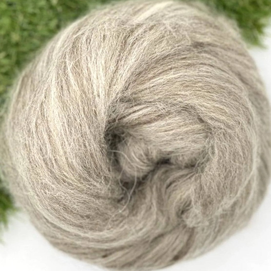 Oatmeal [Blue Faced Leicester - Combed Top]